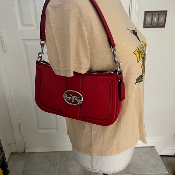 Coach Georgie Baguette Bag - Picture 3 of 11